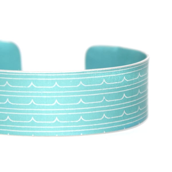 Geometric waves pattern cuff bracelet aqua