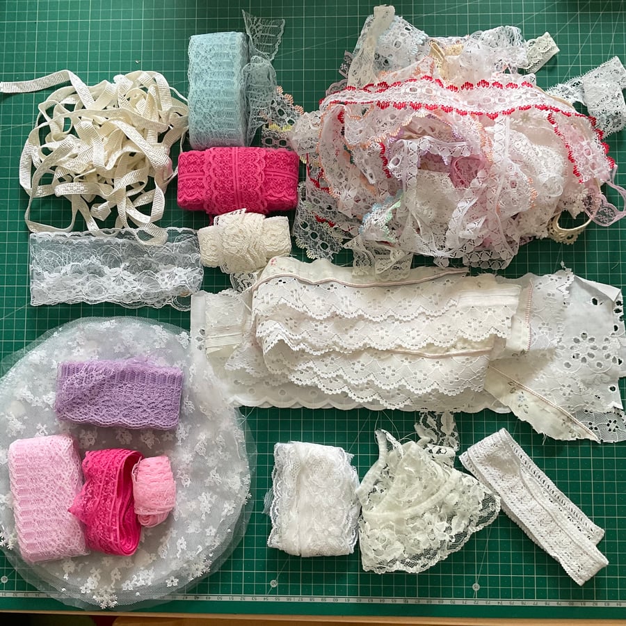 Large Lace Bundle