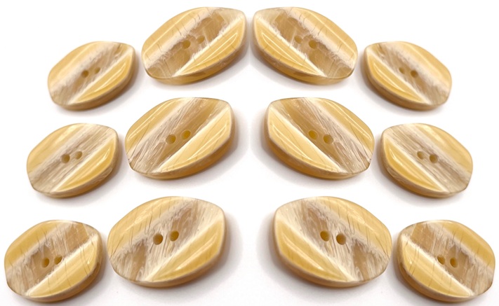 Bag of 12 Oval-Style Buttons, Yellow, 23mm Wide, Carved Stripes Design, Textured