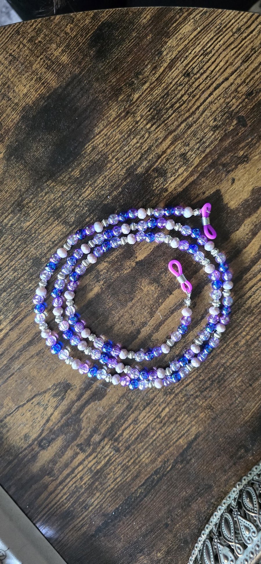 Handmade beaded spectacle chain