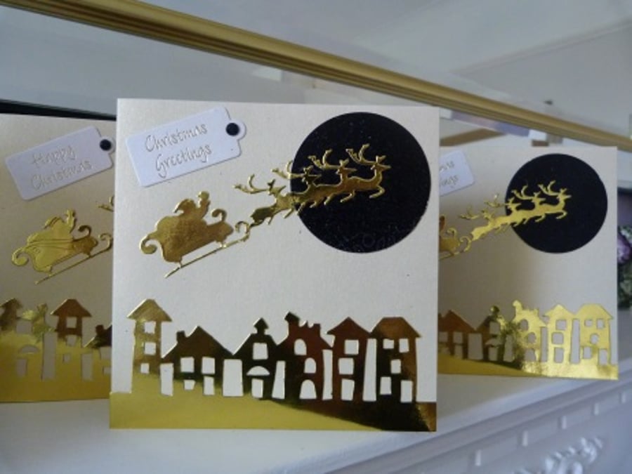 Pack of 5 Santa Sleigh Gold Christmas Cards