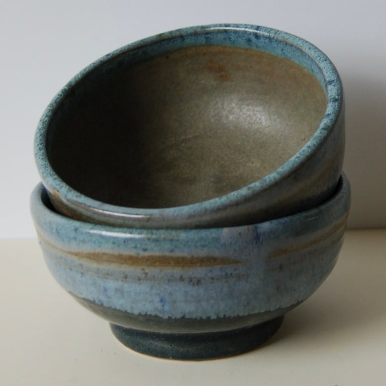 Chawan matcha bowl in grey and green