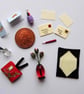 1:12 Scale Writing Desk Accessories Set - Image 4