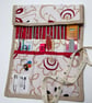 Knitting needle roll with needles and accessories - Image 3