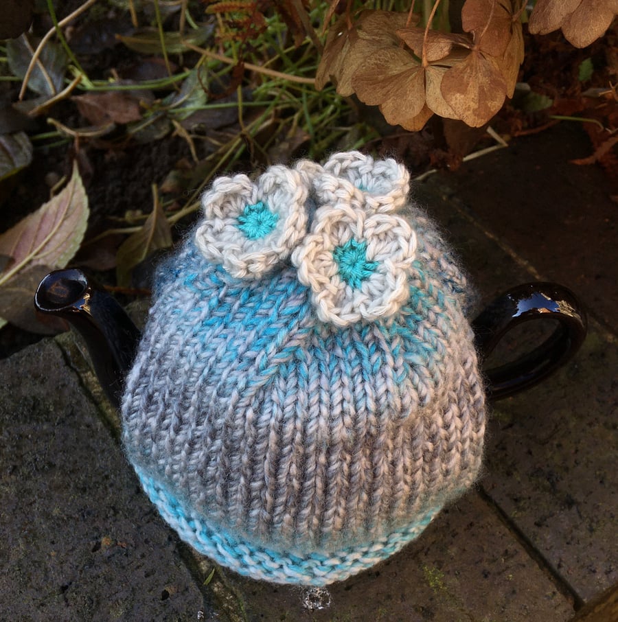 One Cup Flower Tea Cosy, Small Grey and Turquoise Teapot Cozy