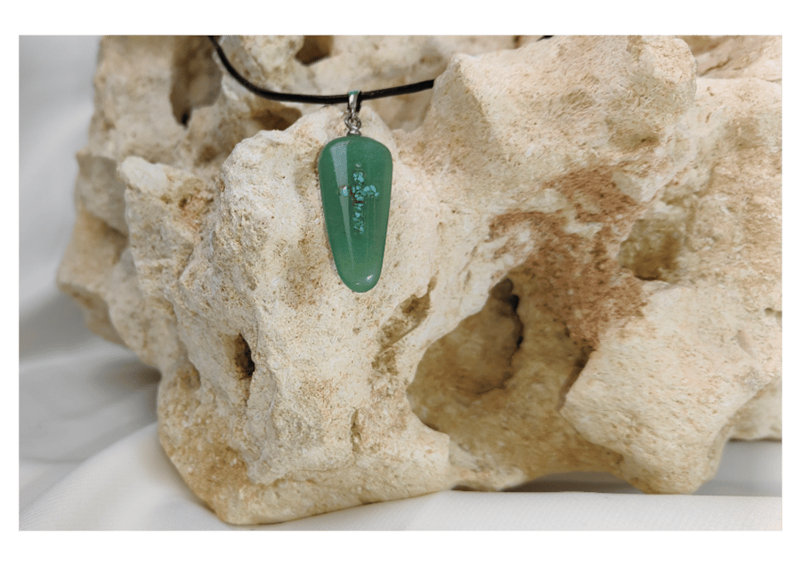 Pendant Green Aventurine crushed Turquoise inlay accent