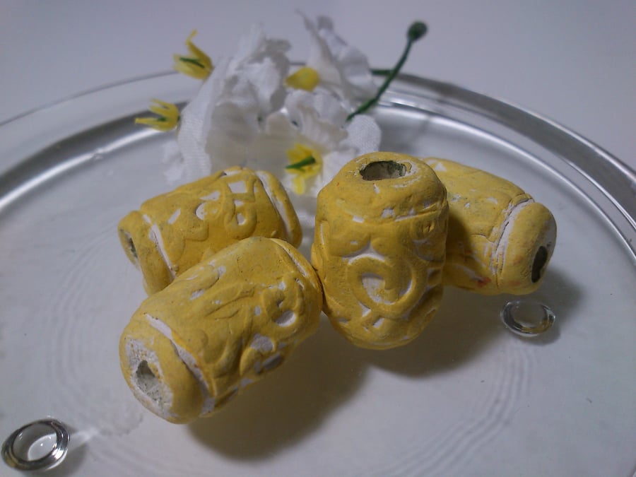 Large Yellow Textured Beads