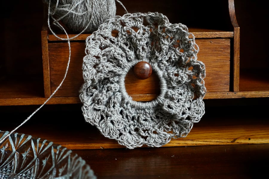 Vintage Lace Crochet Scrunchie
