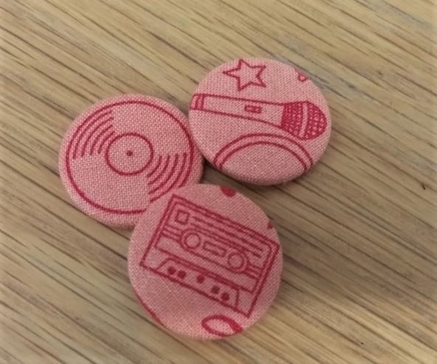 Retro Music Fabric Badge Set