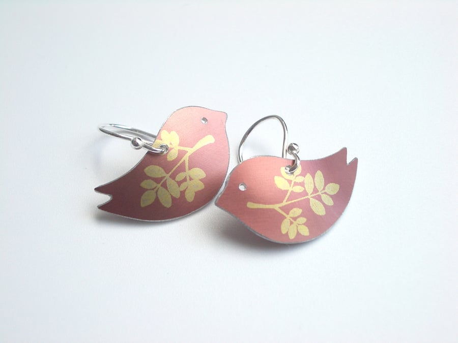  Bird earrings in terracotta with leaf wings