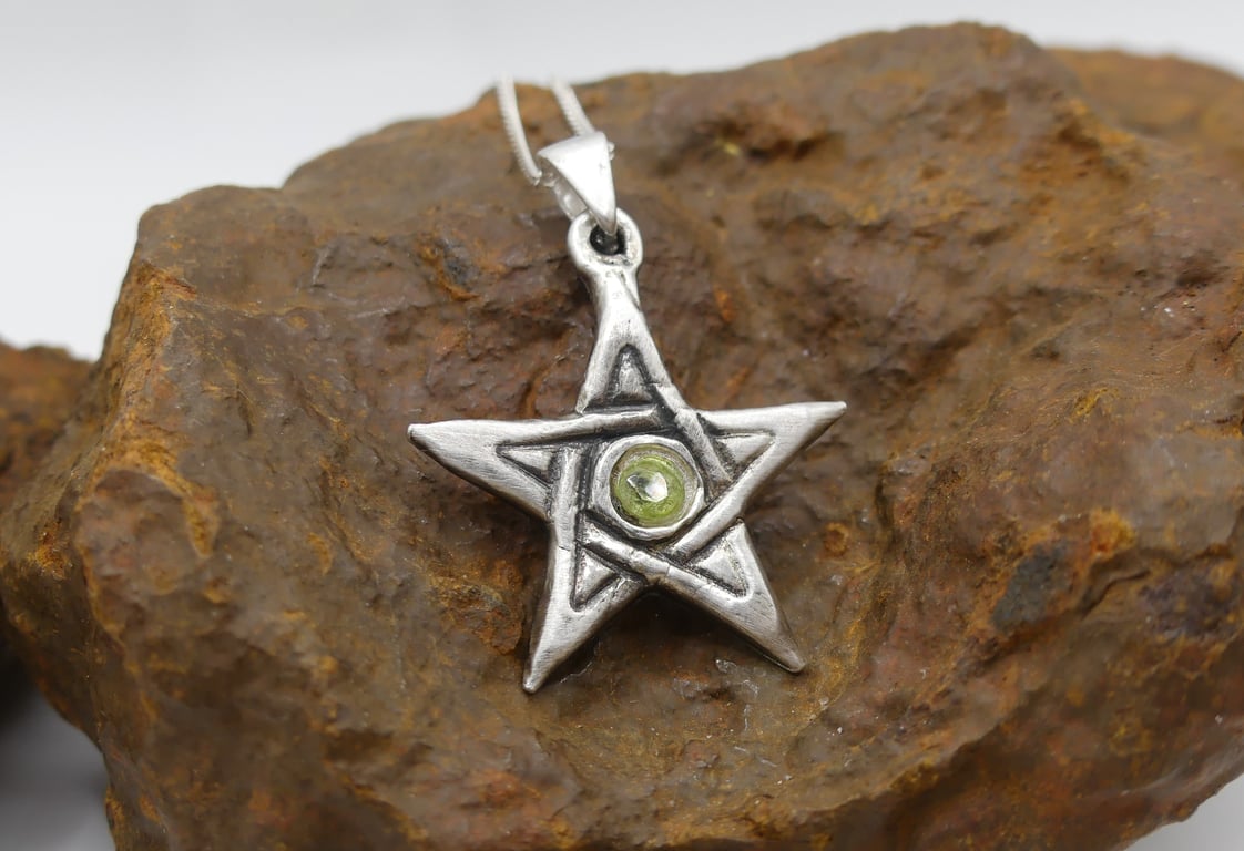 Recycled Fine Silver 999 Pentagram with Peridot Gemstone Pendant Necklace.