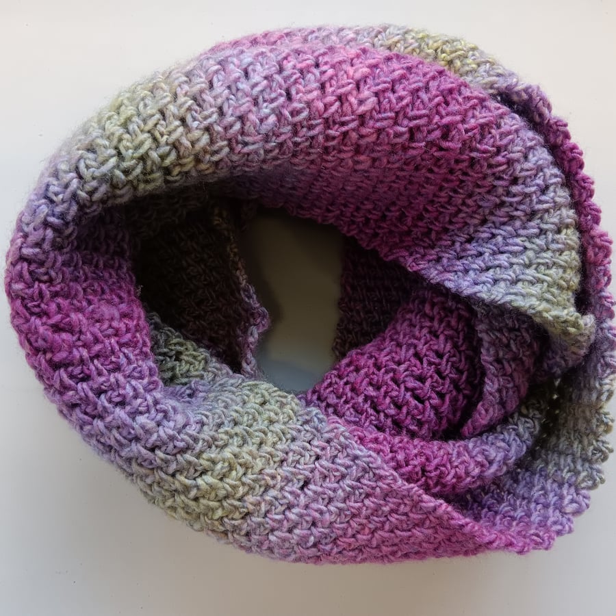 Crochet Infinity Scarf (Pleasing Purples) - cosy and stylish!