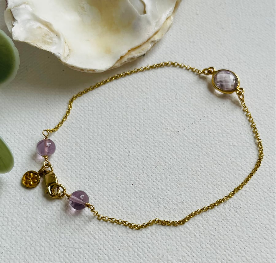 Natural pale Amethyst and Vermeil gold chain bracelet