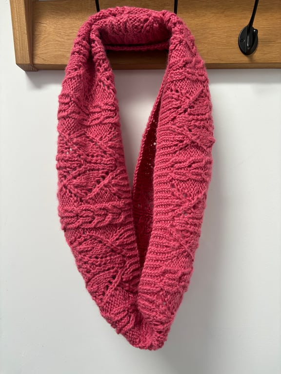 Strawberry Hill Lace Cowl