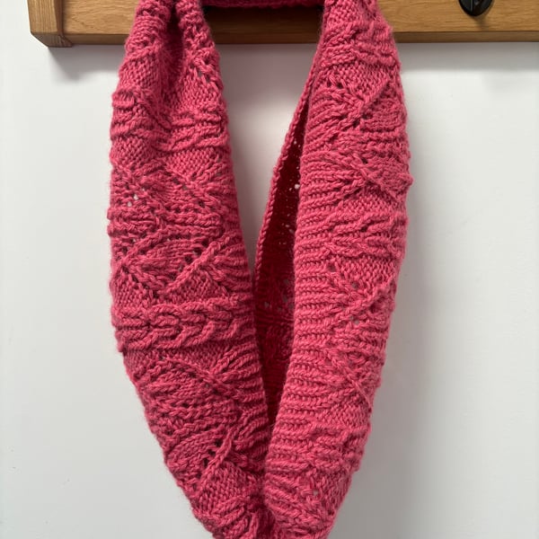 Strawberry Hill Lace Cowl