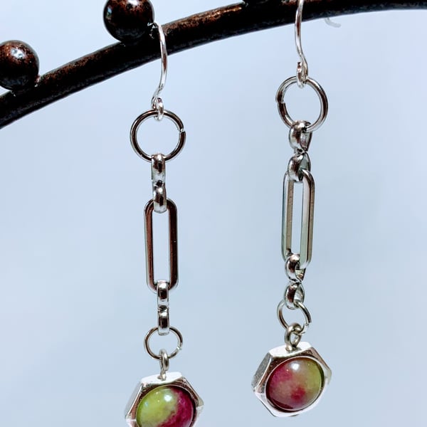 Silver Paperclip Chain Bead Earrings.