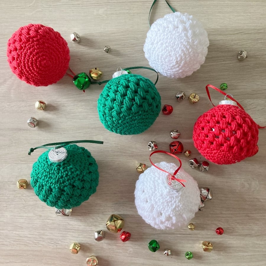 Crochet Christmas Baubles Set of 6 - Red Green & White - Tree Decorations