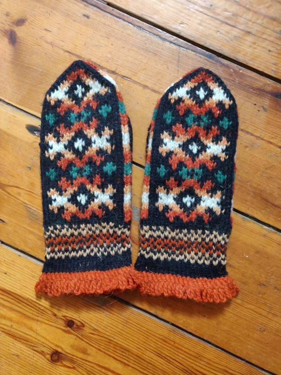 Handknit traditional wool mittens latvian nordic fairisle black brown green