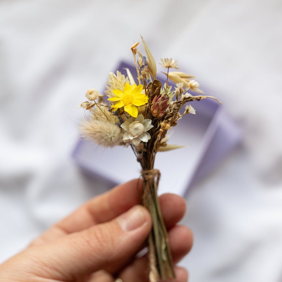 Dried Flower Rustic Mini Posies in a Lilac Gift Box