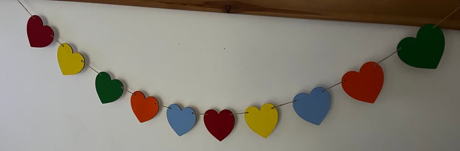 Heart shaped wooden bunting