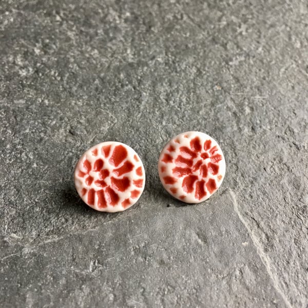 Porcelain earrings studs ammonite red white silver 925 The Porcelain Menagerie