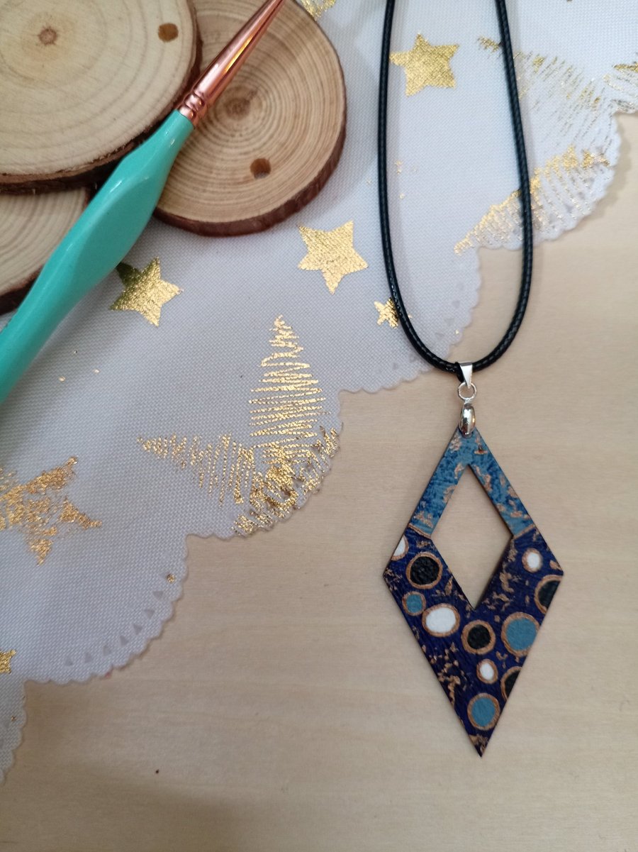 Blue patterned wooden diamond hand painted necklace 