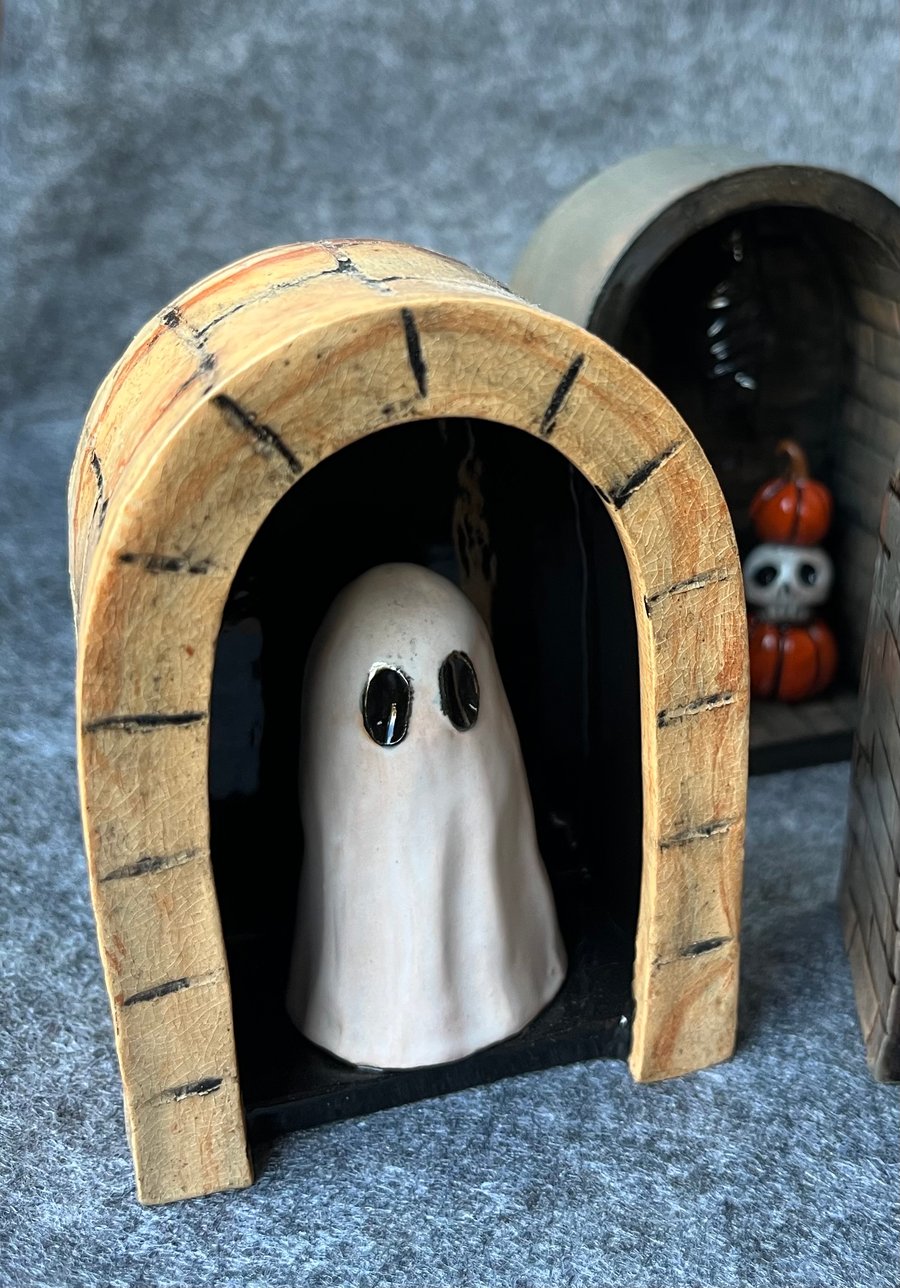 Ceramic Ghost Shrine Cute Home Decor 
