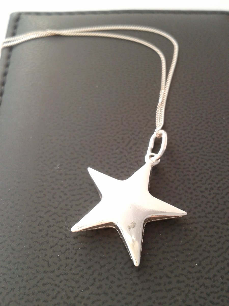 "You're a star" silver pendant