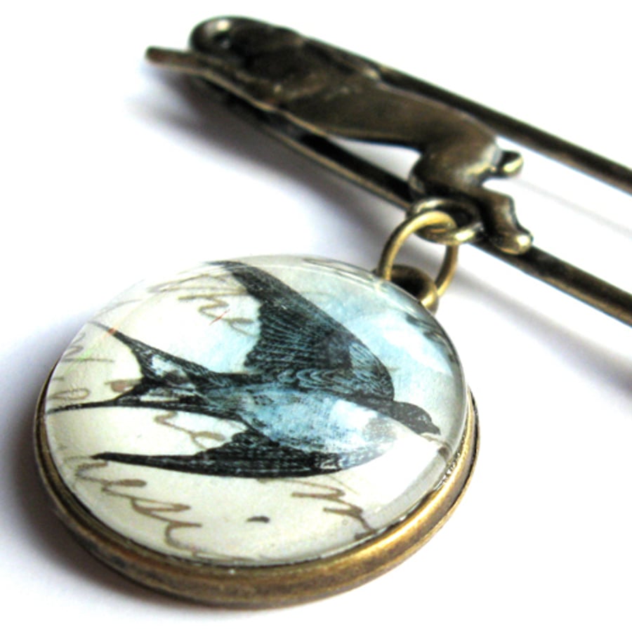 Vintage Swallow Hare Pin Brooch