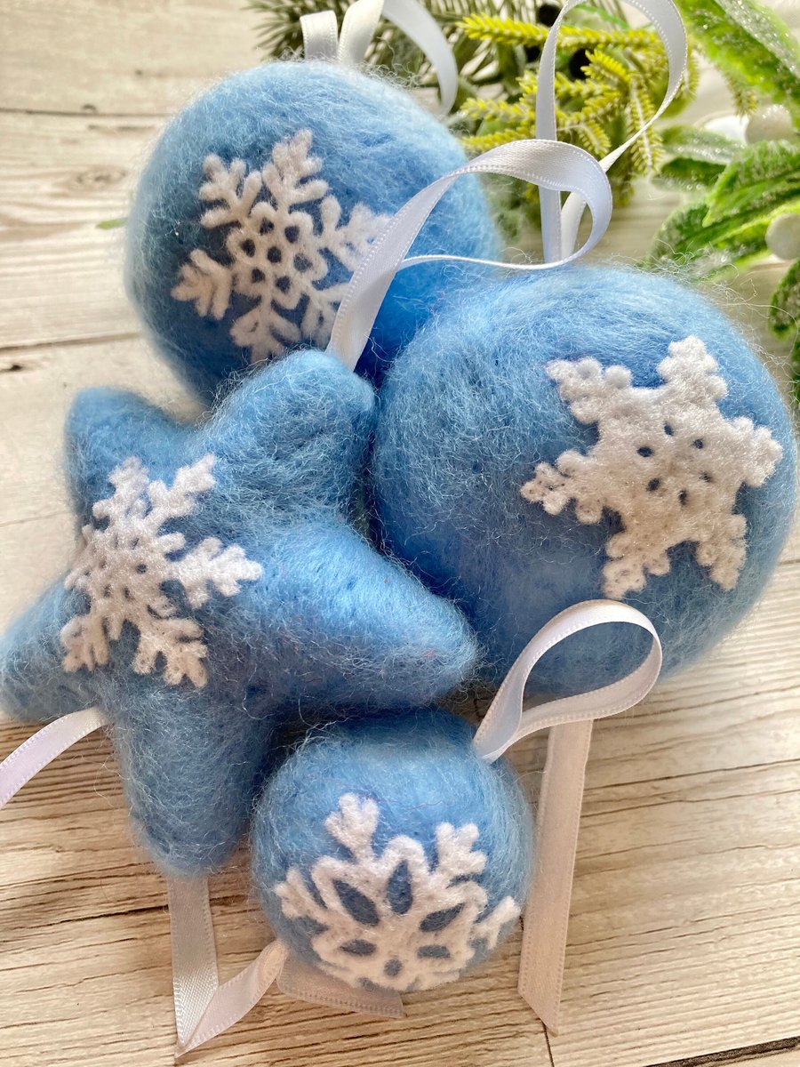 Set of needle felted Christmas snowflake baubles 