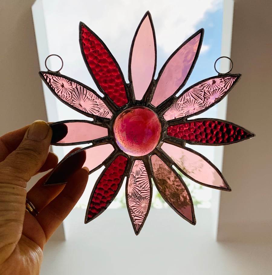 Stained Glass Daisy Suncatcher Handmade Hanging Decoration - Pink