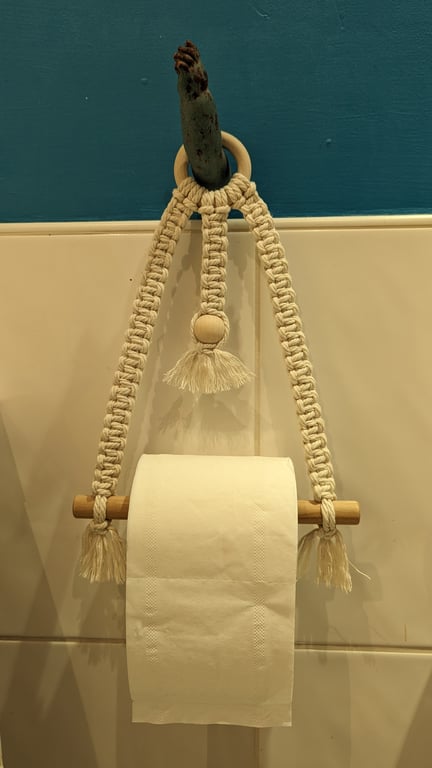 Macrame toilet roll holder - natural