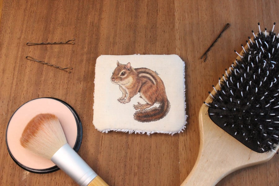 Chipmunk Washable & Reusable Eco Fabric Animal Face Wipe Gift Set