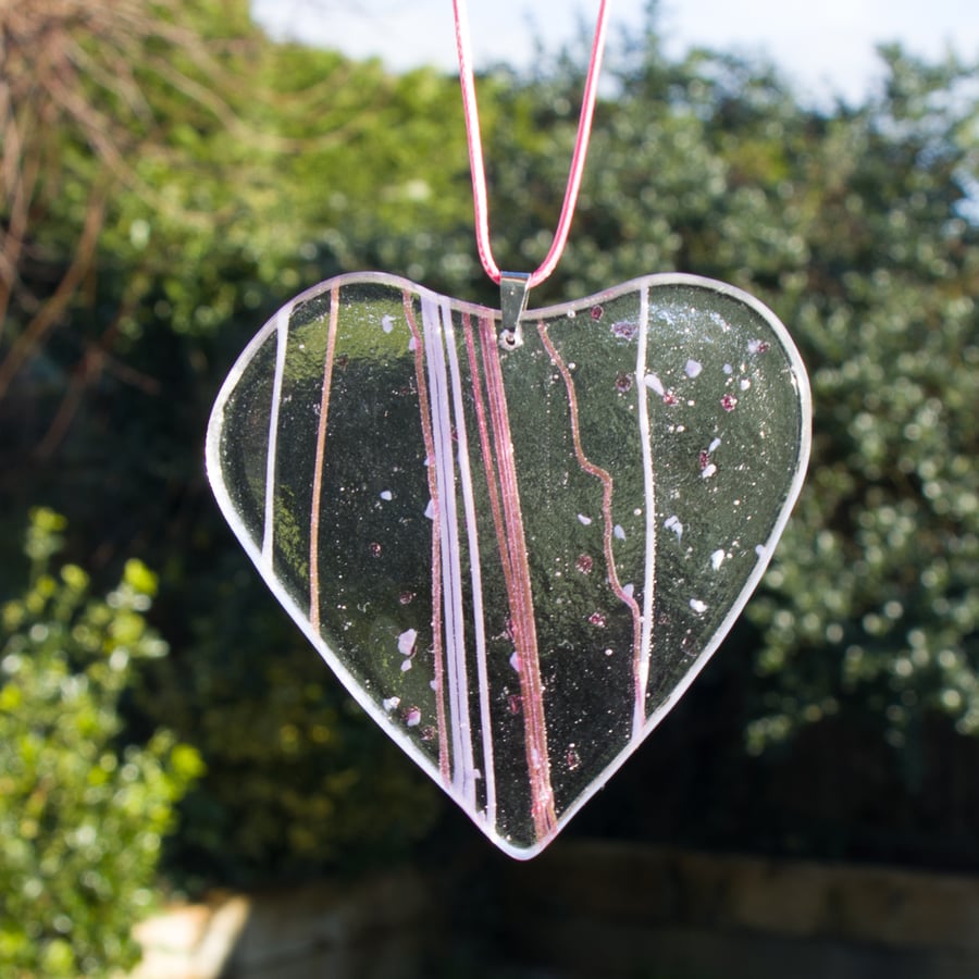 Pure & Simple - Patterned Heart Hanger - 6193