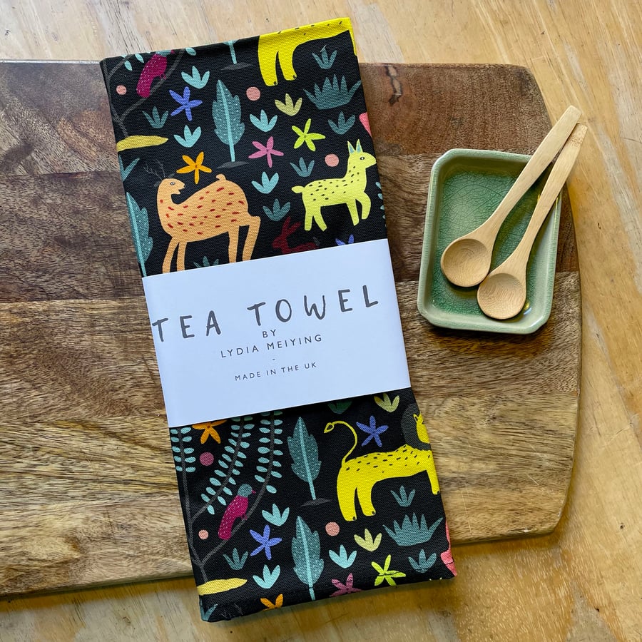 The Lion and the Hare (b) - Tea Towel