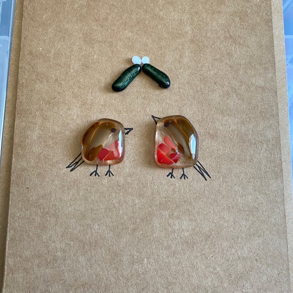 Fused glass robins and mistletoe card