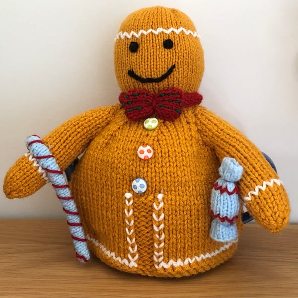 Happy Gingerbread Man Tea Cosy With Candy Cane And Sweet (J15)