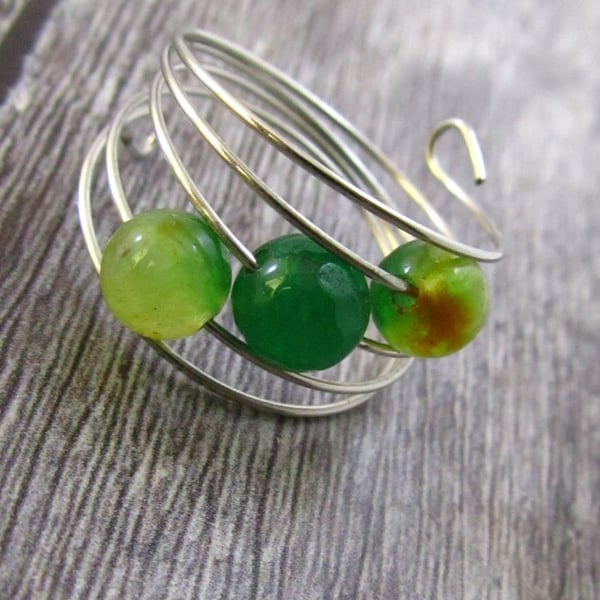 Green Agate Silver Memory Wire Ring, Light Green Ring