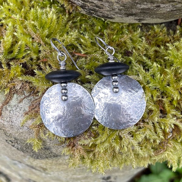 Large round silver and black agate earrings 