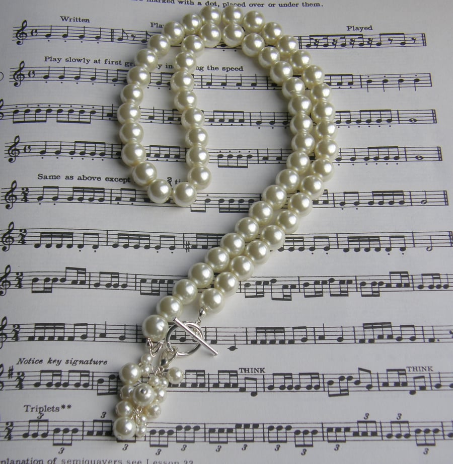Ivory Acrylic pearl toggle clasp necklace and matching bracelet