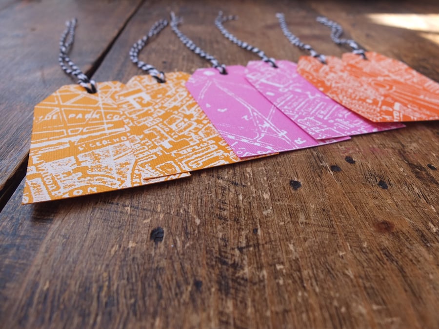 6 Vintage Map of London Gift Tags - Pink and Orange