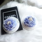 17 peony candles and 2 resin trays