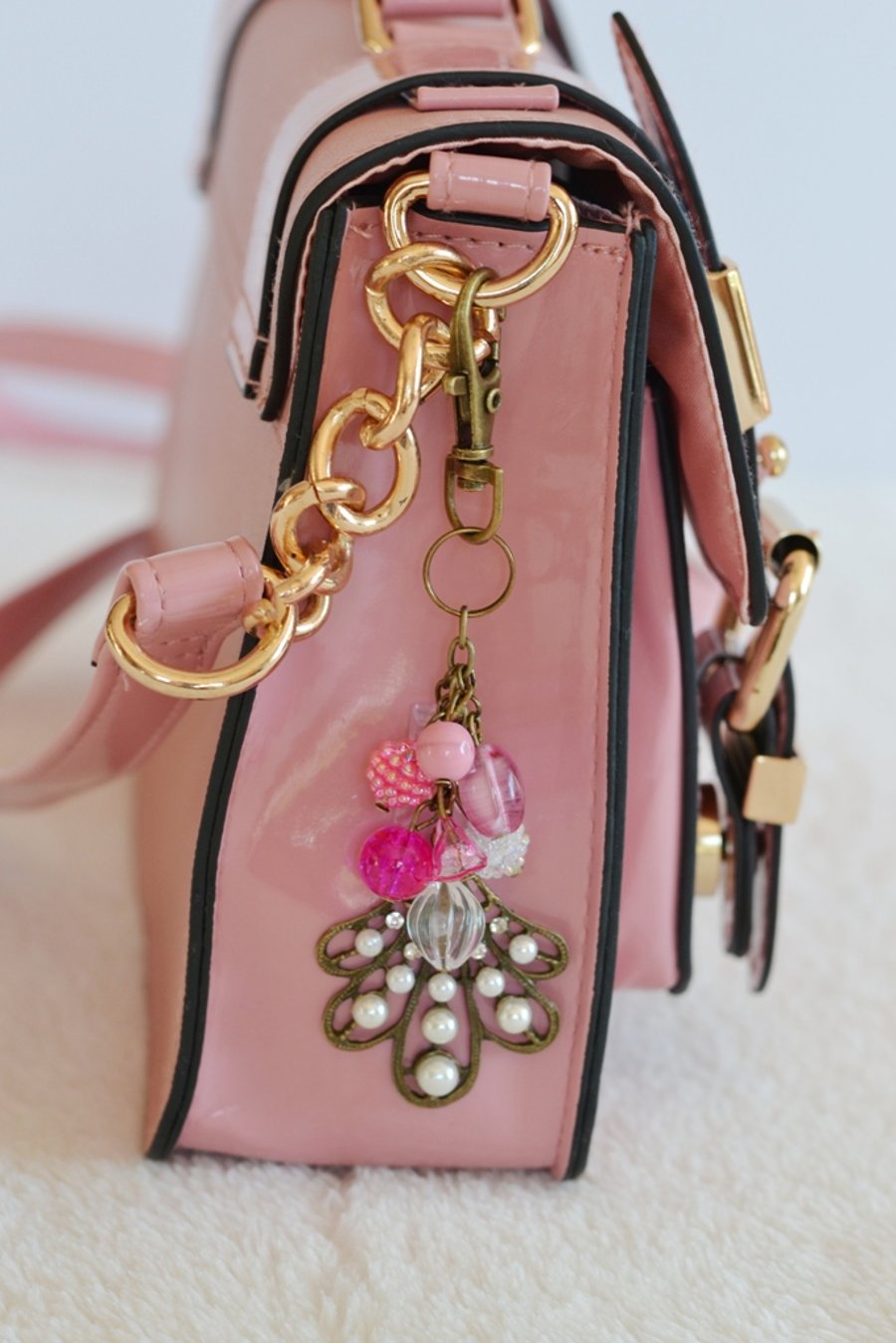 Hand Bag Charm Pearl and Pinks