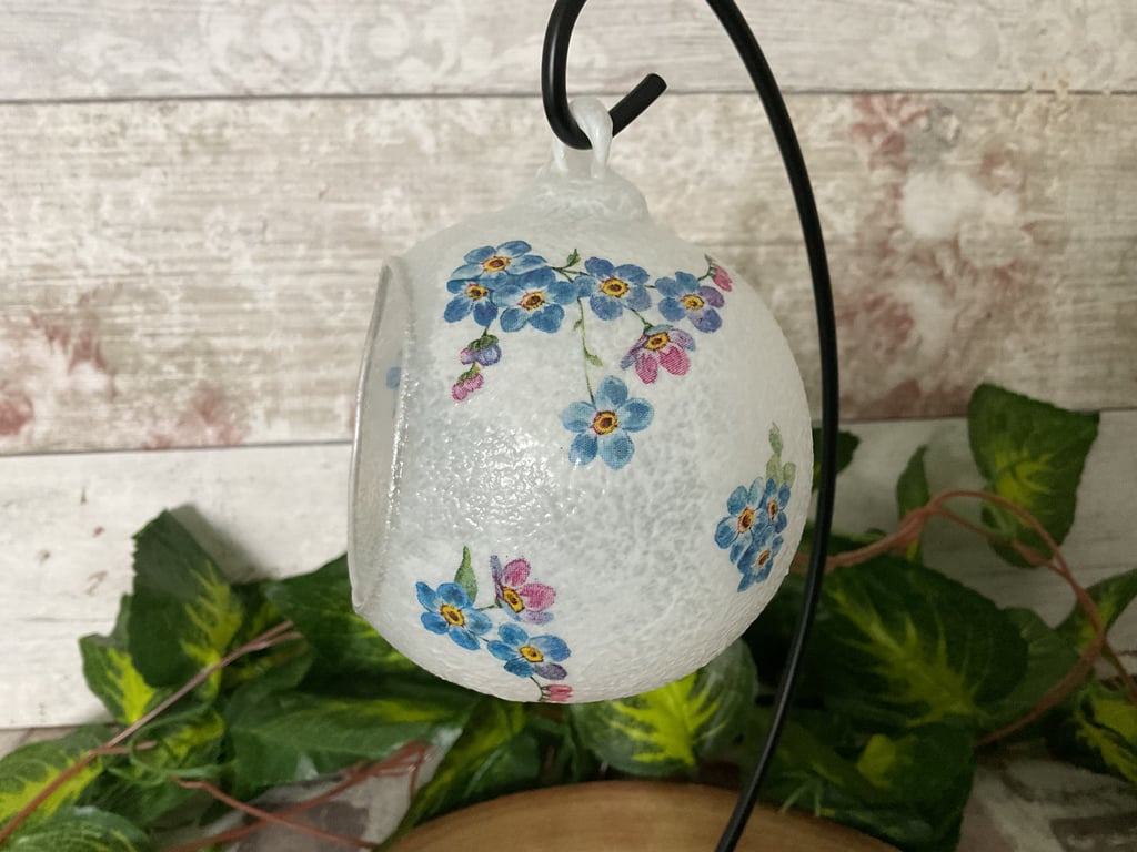 Glass Tea Light Holdef. Hanging. Forget me Not.