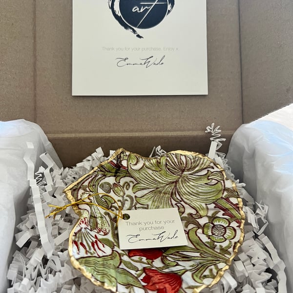  William Morris Dorset Scallop Shell Dish. Jewellery Trinket Dish. 