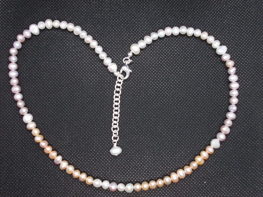 SALE - Delicate freshwater cultured pearl necklace