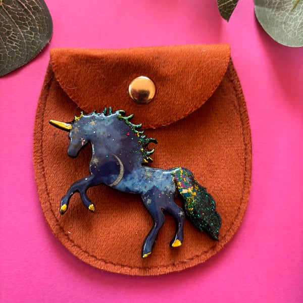 Magical Unicorn brooch 