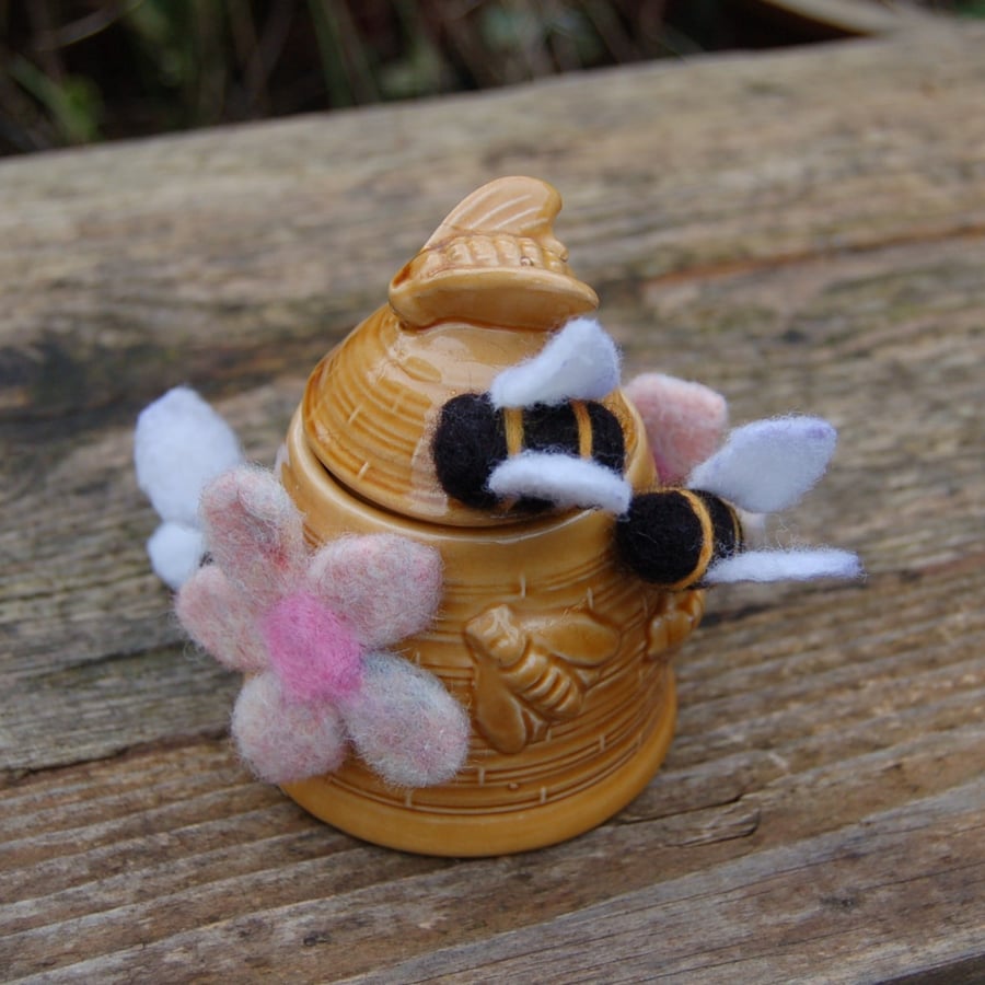  Vintage Honey Pot decorated with needle felted bees 