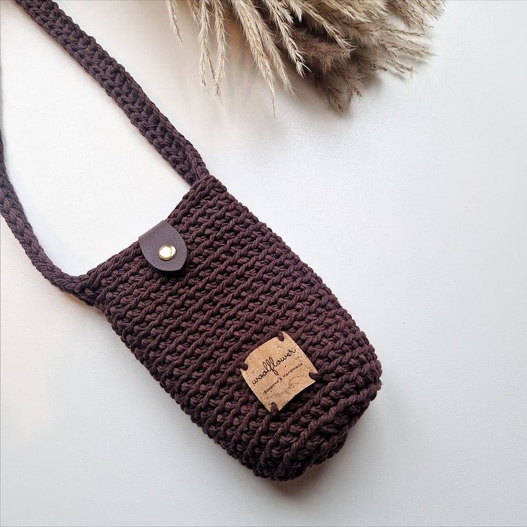 Brown Crochet Crossbody Phone Bag