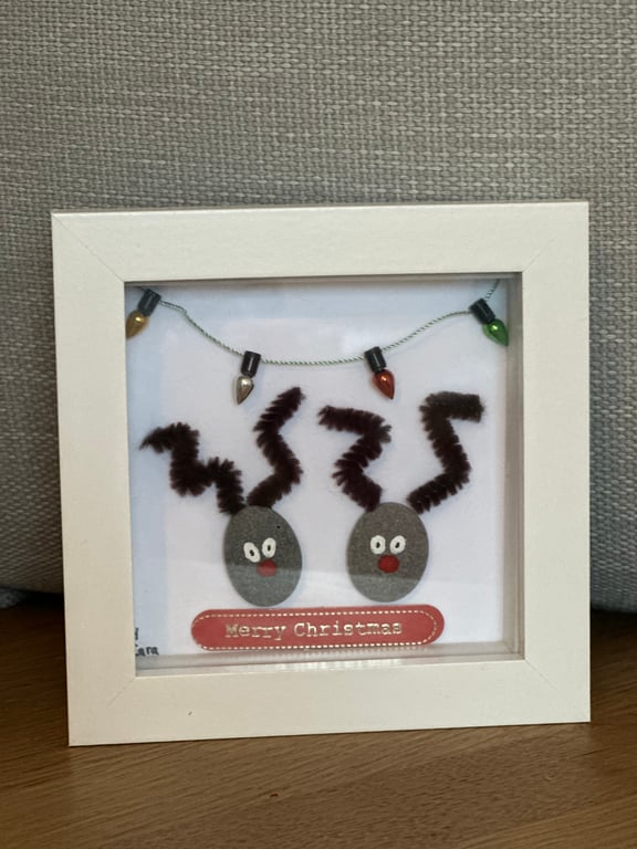 Christmas reindeer pebble art 
